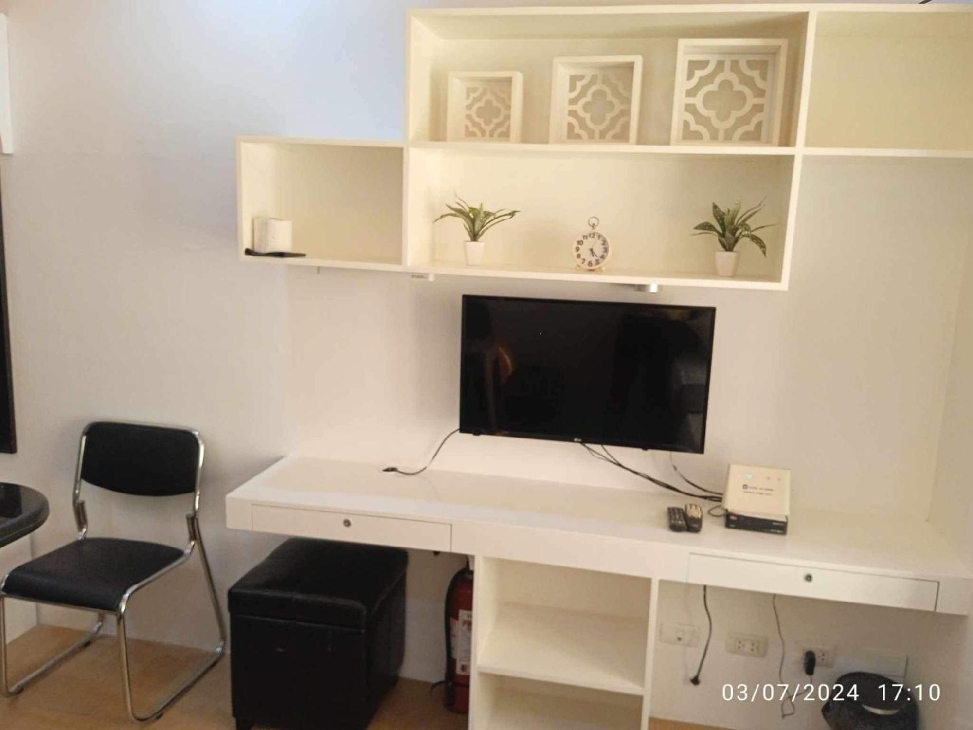 Apartment 2205 At Centrio Tower Cdo *